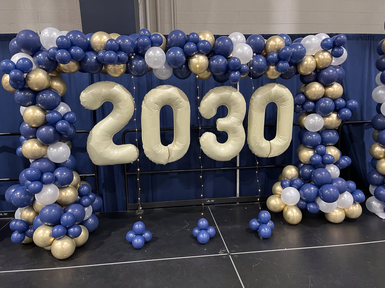 Balloon installation